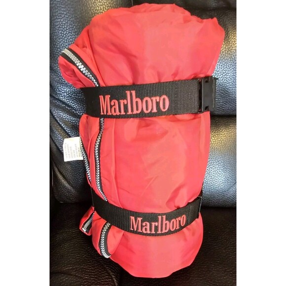 Other - Marlboro Unlimited Vintage Red Sleeping Bag Carrying Bag Plaid Flannel Lined